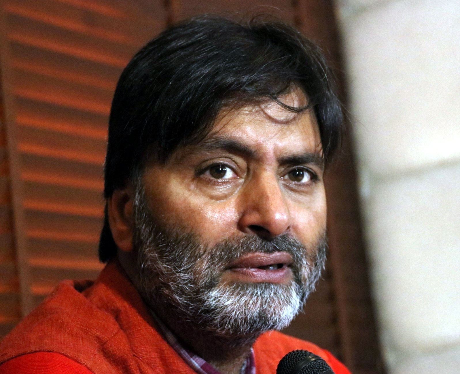 Centre Bans Yasin Malik-led JKLF For 'Promoting Terrorism and Secessionism' | NewsClick