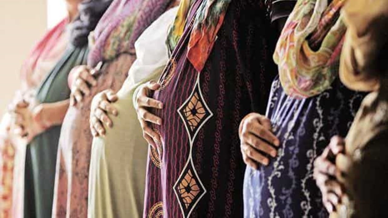 can-women-be-denied-maternity-benefits-during-covid-19-newsclick