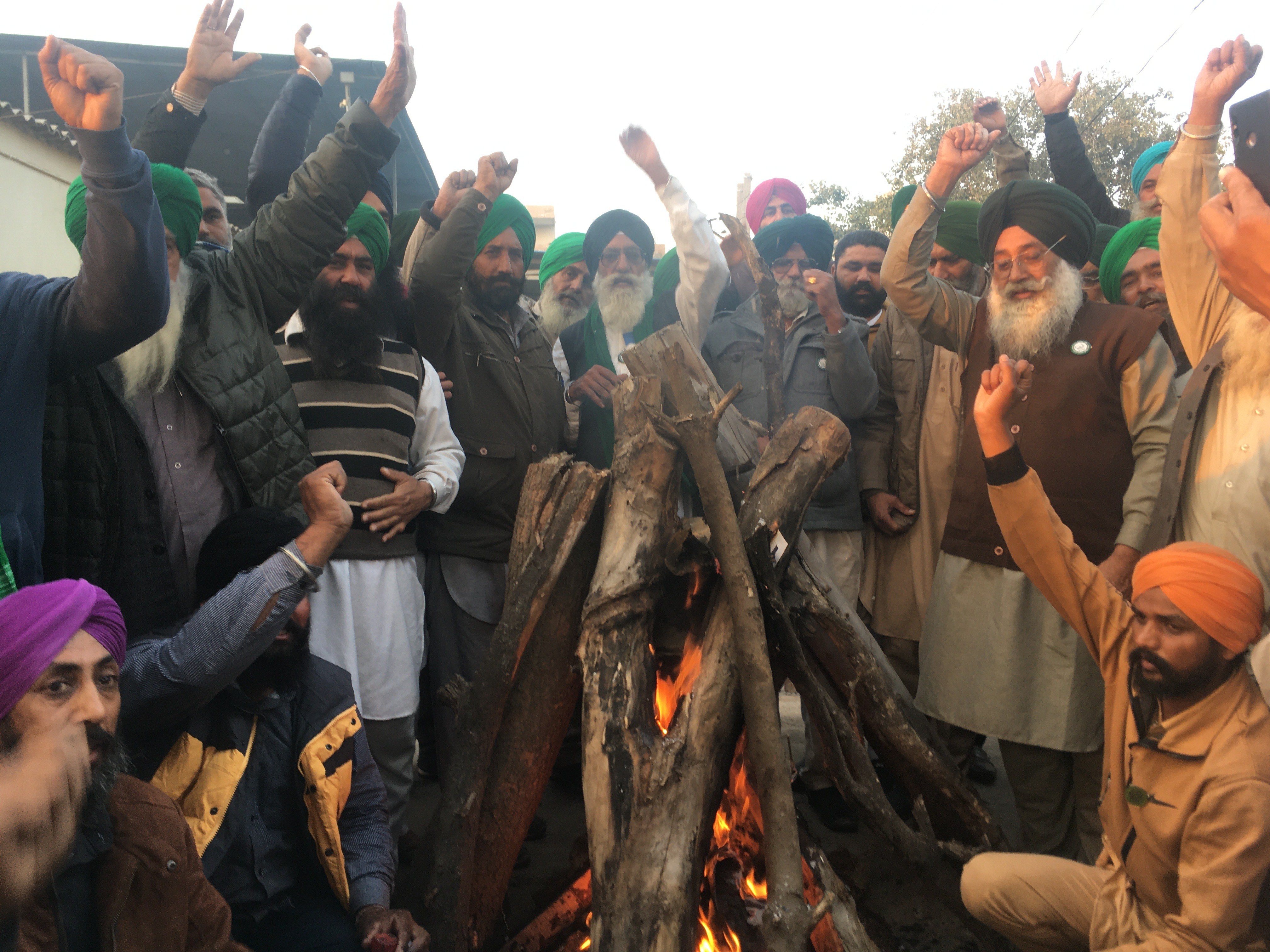 Lohri 2021: What the meaning behind the Punjabi winter festival is, and how  it's celebrated