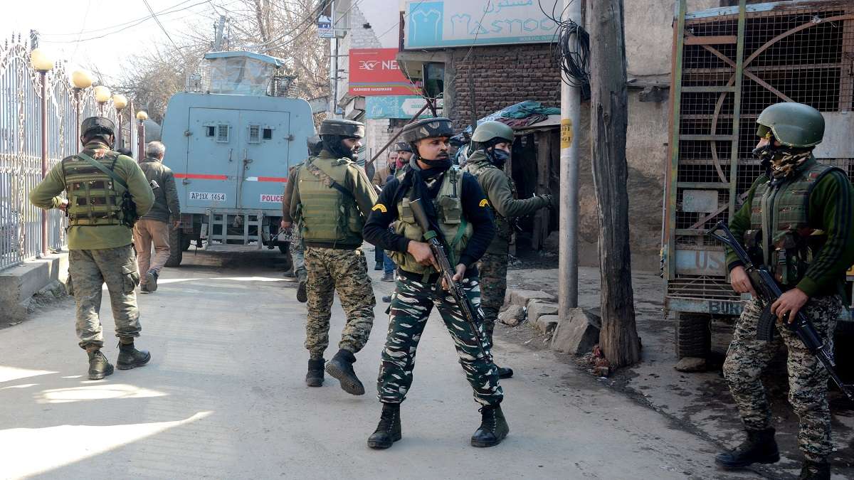 Four Militants Killed In Kashmir Encounter, 3 Army Personnel Die On Way ...