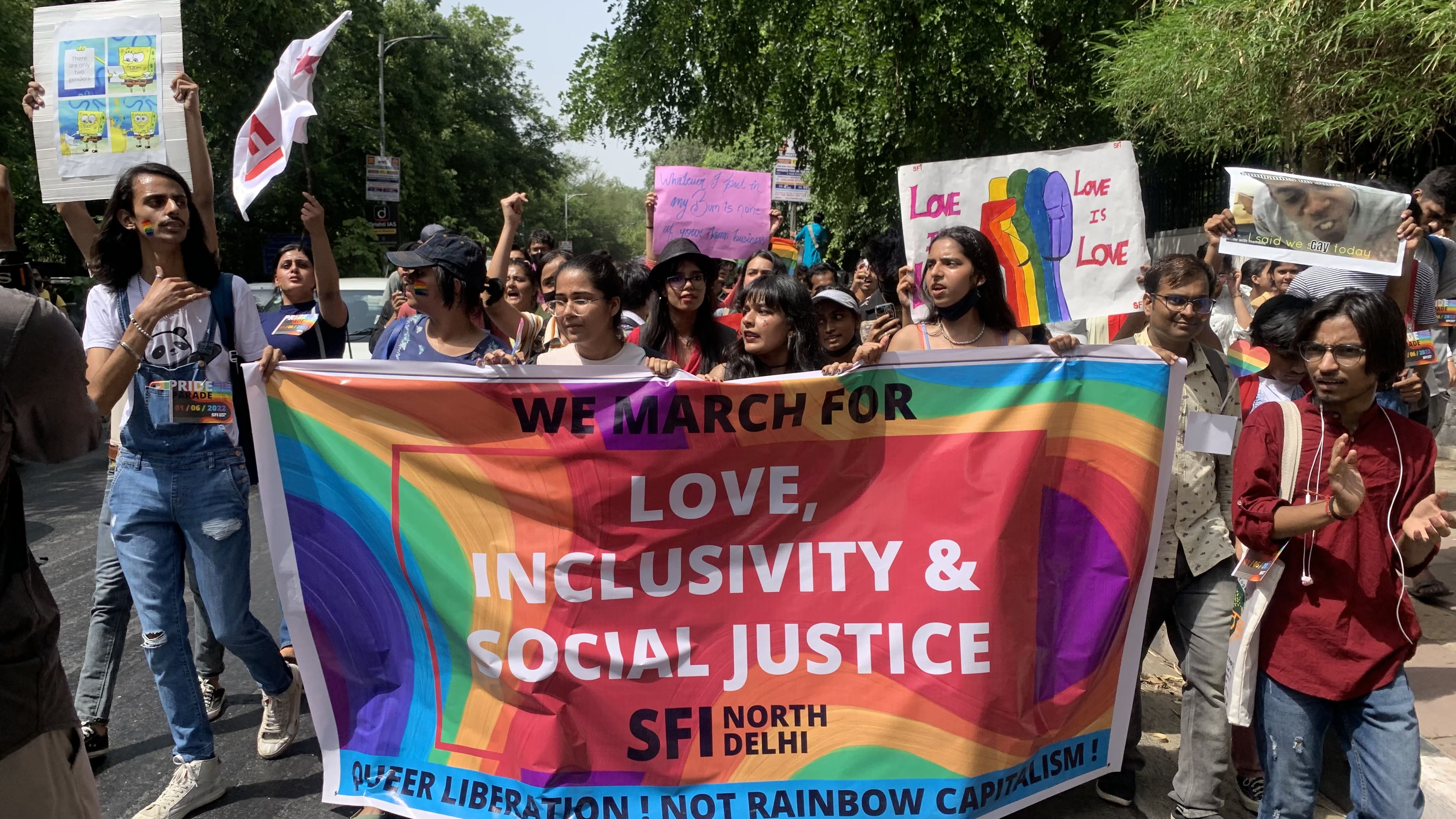 Queer Rights are Human Rights, say Students at ‘Pride March’ in Delhi University NewsClick