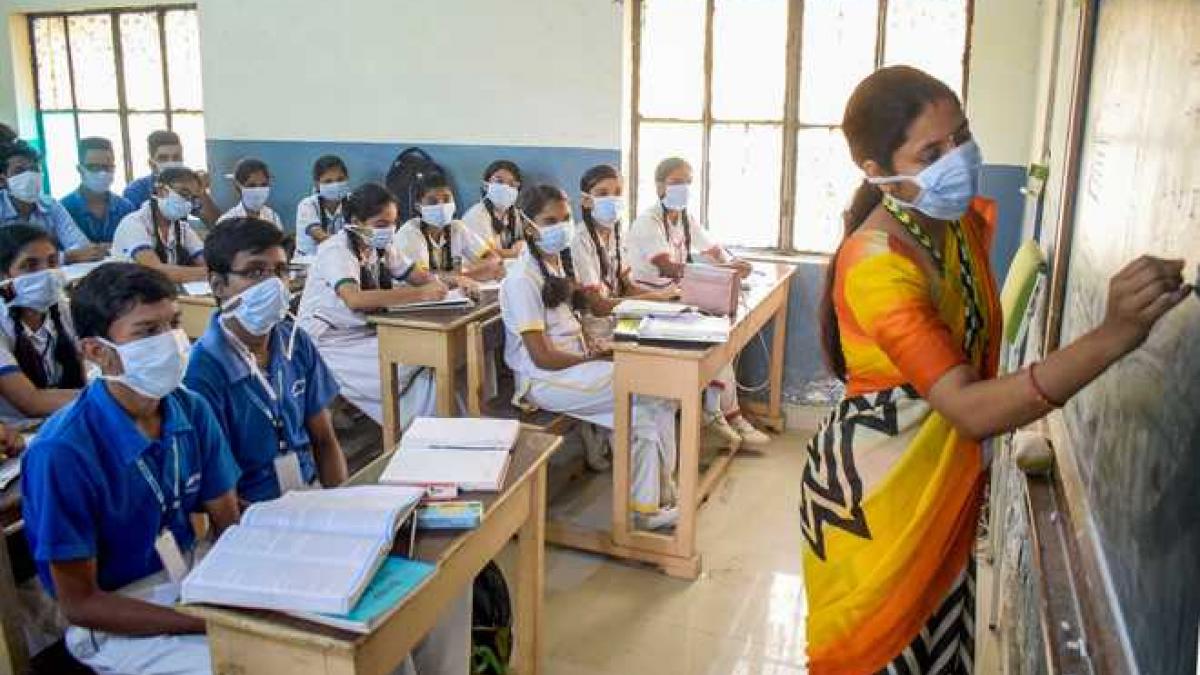 TN: Despite Collecting Fees During Pandemic, Private Schools Leave Teachers  Underpaid | NewsClick