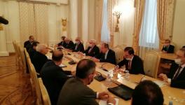 Iran’s Foreign Minister Javad Zarif and delegation (L) with Russian Foreign Minister Sergey Lavrov, Moscow, Sept 24, 2020