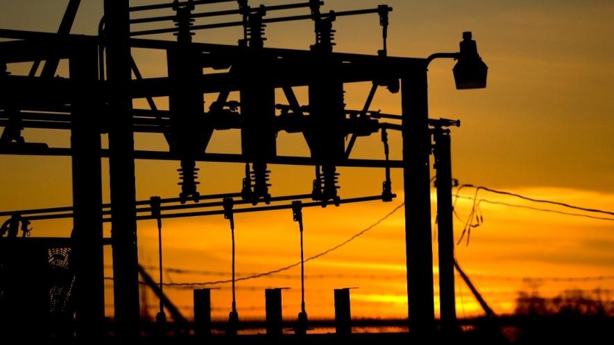 Electricity Engineers and Workers Prepare for Strike