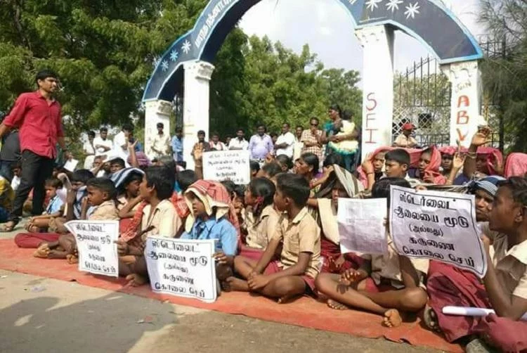Sterlite Copper: Thousands gather to protest brutal killings