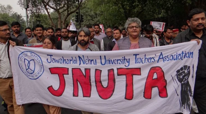 JNU Issues Chargesheet to 48 Teachers for Last Year’s Protest, Teachers Argue it Defies MHRD