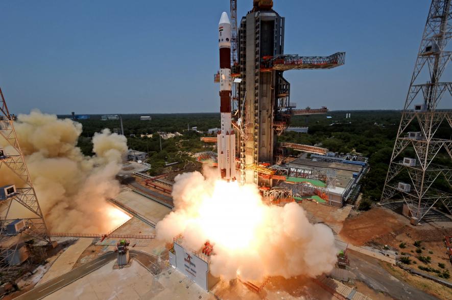 Aditya-L1 Spacecraft Separates From Launch Vehicle, Proceeds Towards ...